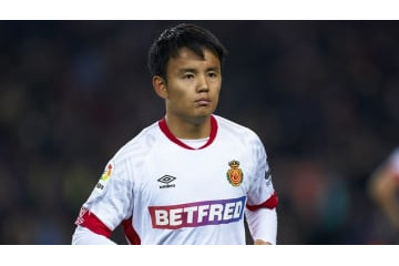 久保建英、神メッシにやる！大胆すぎた「股抜き」がこれ 画像