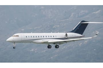 リヴァプールに衝撃…オーナーが飛行機事故、CLからの帰国に影響 画像