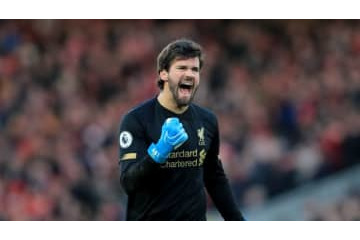 リヴァプールGKアリソン、日本で行われたクラブW杯で狂喜したと明かす！ 画像