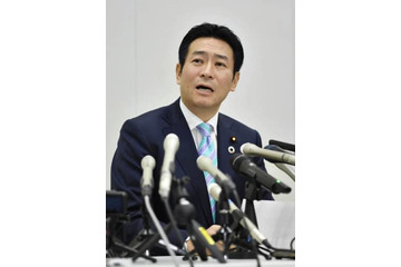 秋元議員、会見で改めて無罪主張 画像