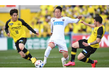 Jで壮絶なシュート50本！？柏vs札幌であった「伝説未遂のマジカルテク」がこれ 画像