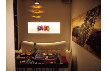 南青山の大人しかいない隠れ家レストランには、さらに隠れた「裏口」がある！ 画像