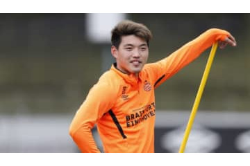 堂安も参戦！サッカー界で流行する「stay at home challenge」とは 画像