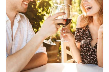 昔好きだった男を、結婚式に呼ぶ女の思惑とは 画像