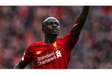 リヴァプールFWマネ、故郷に病院を作った理由は「父の死」だった 画像