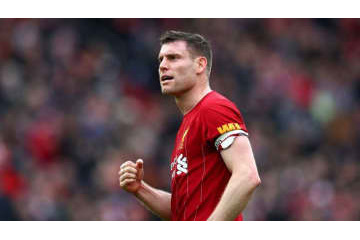 暇を持て余すミルナー、庭の石を磨きまくる 画像