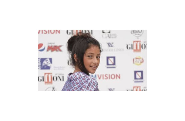 13歳の美少女天才女優、「サッカーとナポリ愛」を語りまくる映像がこれ