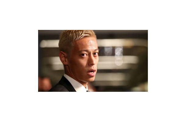 本田圭佑、ボタフォゴの若手を“洗脳”　英語を学ばせる