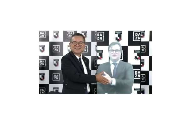 JリーグとDAZNが2028年まで契約延長！「12年2,239億円」に表れるリアリティ