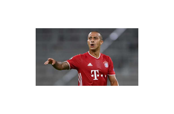 サッカーの天才ティアゴ、「足でやる世界レベルのキャッチボール」がこちら