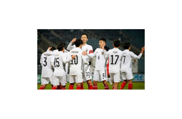 日本代表、パナマに快勝！「3-4-2-1」で三好が輝く