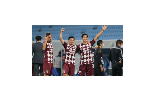 ヴィッセル神戸、初のACLベスト4！イニエスタもはしゃぐ