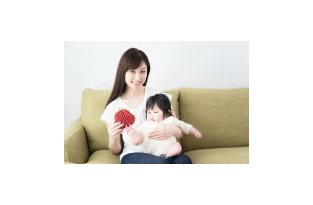 赤ちゃんが生まれた方、お子さんがいる方は、子ども名義の銀行口座を作りましたか？「まだ」という方は必見です！ 銀行で子ども名義の口座を作り、子どもの通帳を持つと、便利になることを3つ紹介します。
