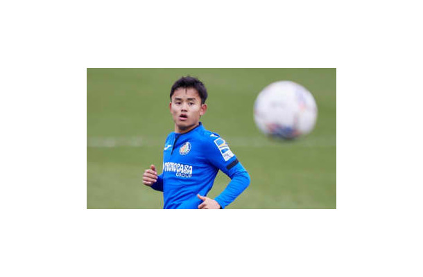 「日本人は上手いから活躍できると思ってる…」 内田篤人、久保建英の厳しさを指摘
