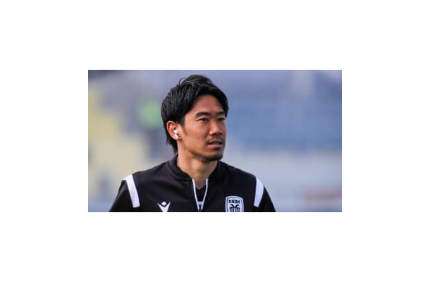 香川真司、PAOKで出番なし…ベンチではこんな表情だった
