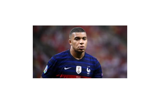 フランス、EURO2020敗退…“0ゴール”のエムバペを元代表選手が批判