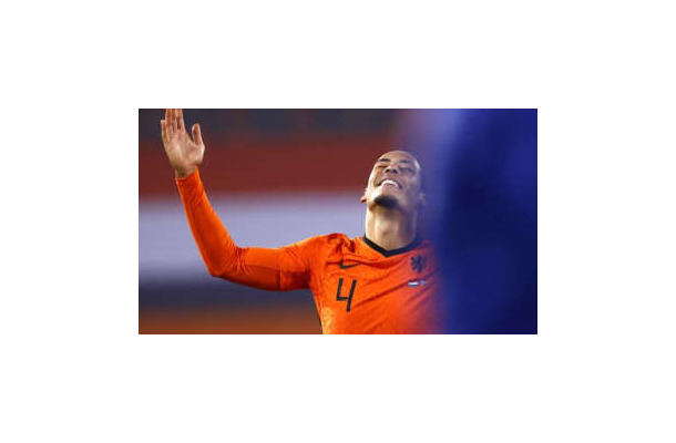 オランダ、2022年W杯出場決定！怪物ホーランはW杯欠場確定…