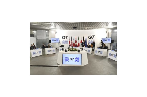 12日、ASEAN各国の外相を招き開かれたG7外相会合＝英リバプール（AP＝共同）
