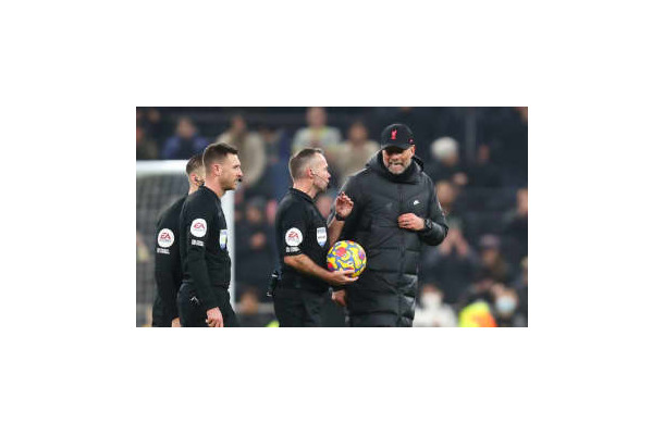 「あんたはサッカー素人」 クロップ監督、スパーズ戦の主審に怒り心頭