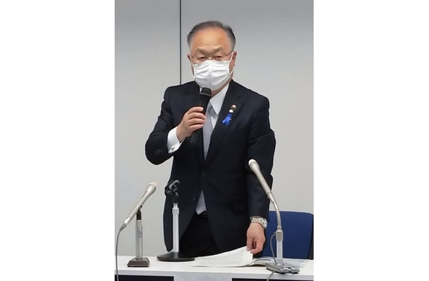 いじめ訴訟の控訴を断念する方針を明らかにした川口市の奥ノ木信夫市長＝24日午前、埼玉県川口市