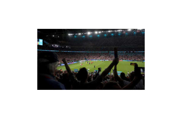 ネット上での人種差別に厳罰！英国で「サッカー10年観戦禁止」へ
