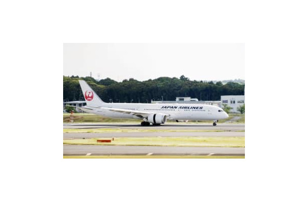 日本航空のボーイング787＝成田空港