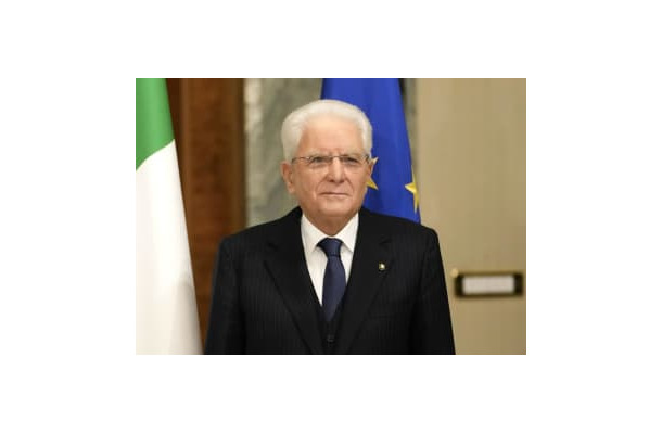 イタリアのマッタレッラ大統領＝2021年11月、ローマ（AP＝共同）