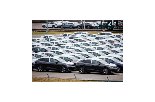 ドイツ自動車大手フォルクスワーゲンのEV＝1月27日、ドイツ・ツビッカウ（ゲッティ＝共同）