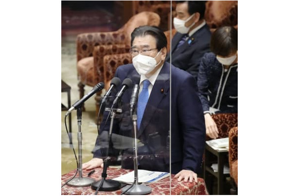 衆院予算委で答弁する後藤厚労相＝9日午前