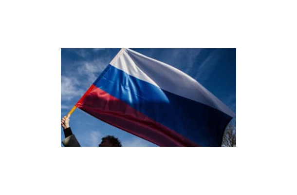 FIFA、ロシア国旗と国歌を禁止　だが、対戦拒否チームには罰金？