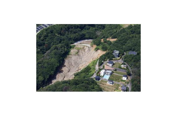 静岡県熱海市で発生した大規模土石流の起点＝2021年8月