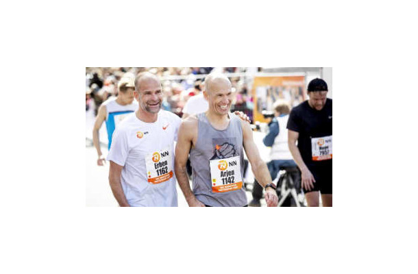 38歳ロッベン、42.195kmの初マラソン完走！そのタイムは