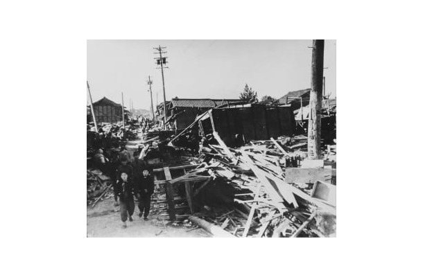 昭和東南海地震で被害を受けた愛知県半田市の市街地（半田市立博物館提供）