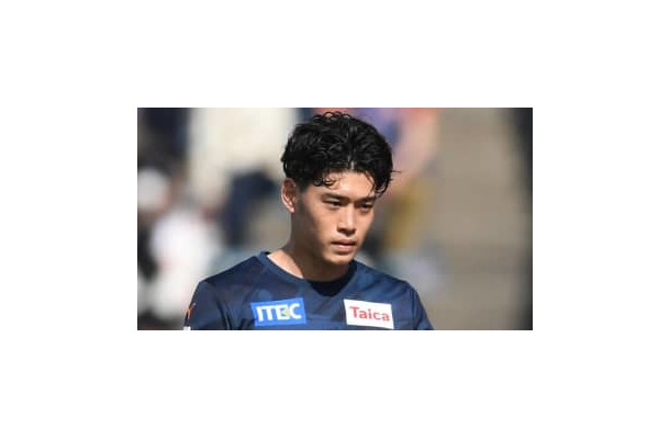 鈴木唯人、“世界”でも滅多にない天才的「神トラップ」がこれ