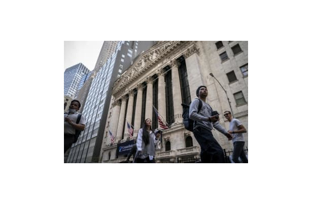 ニューヨークのウォール街＝5日（AP＝共同）