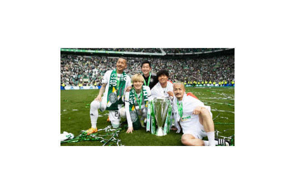 日本人選手を支えたセルティックの通訳に優勝メダル！「身を粉にして働いた」と現地賞賛