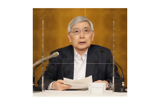 共同通信きさらぎ会で講演する日銀の黒田総裁＝6日午後、東京都千代田区のホテル