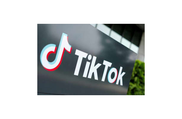 米拠点のTikTokのロゴ＝2020年9月、米カリフォルニア州（ロイター＝共同）