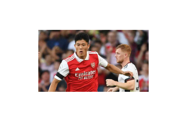 アーセナル冨安の試合をスタンド生観戦していた日本人選手とは