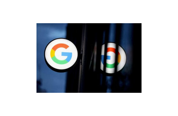 米グーグルのロゴ＝2021年11月、ニューヨーク（ロイター＝共同）