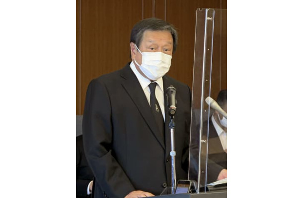 記者会見する浜田防衛相＝13日午前、防衛省
