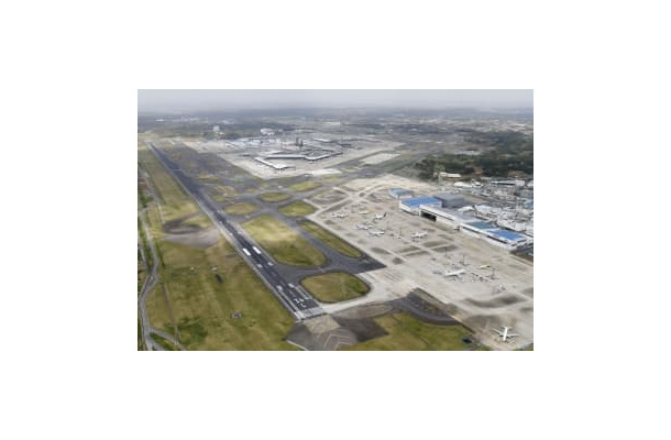 成田空港＝2018年4月
