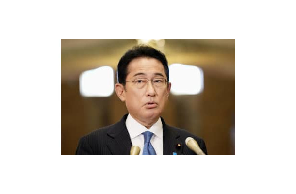 岸田首相＝25日午後、首相公邸