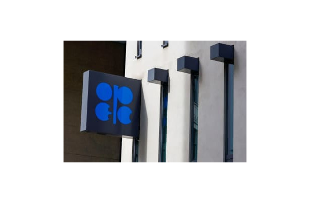 OPECのロゴ＝5日、ウィーン（ロイター＝共同）