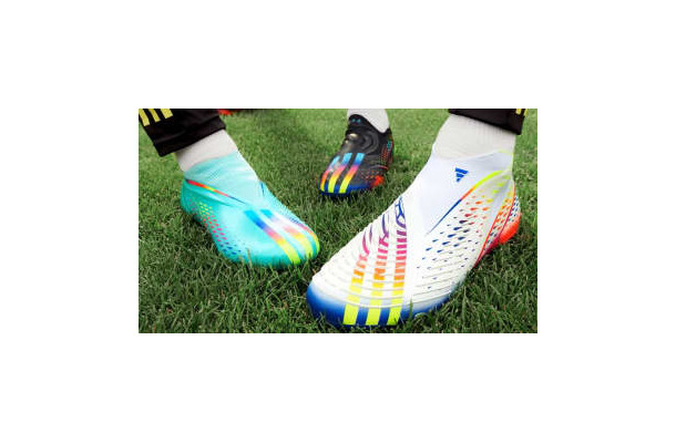 adidas、カタールW杯に向けた新スパイク「アル・リフラパック」を発表！選手も着用開始