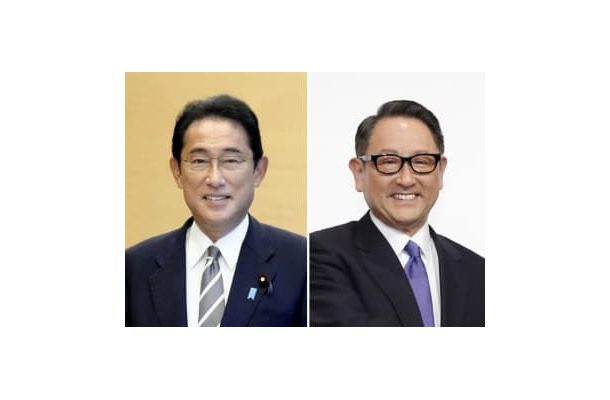 岸田文雄首相（左）、トヨタ自動車の豊田章男社長