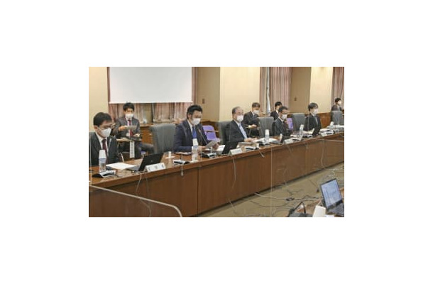 財務省で開かれた全国財務局長会議＝1日午前