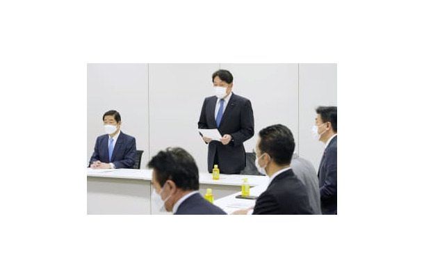 国家安全保障戦略など3文書改定に向けた会合で、あいさつする自民党の小野寺五典安保調査会長＝9日午後、国会