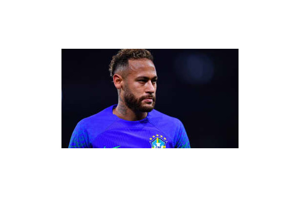 ネイマール、謝る…W杯直前に味方を削りかけた“ひやり”シーン