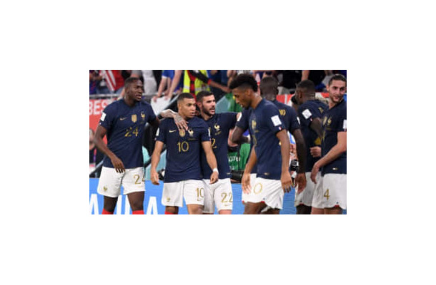 フランス代表、W杯決勝トーナ進出決定！デンマークを2-1で撃破